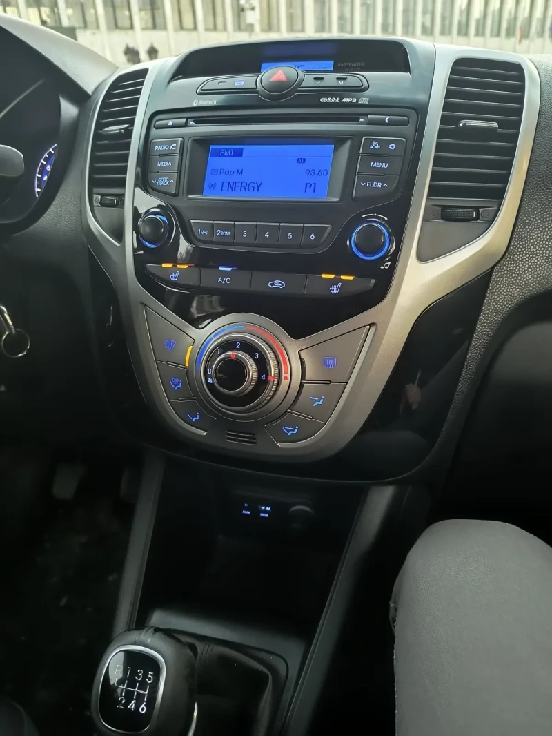 Hyundai Ix20 1.6i face swiss, снимка 10 - Автомобили и джипове - 52741107