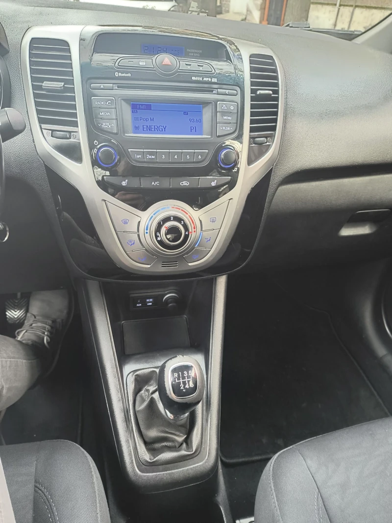 Hyundai Ix20 1.6i face swiss, снимка 9 - Автомобили и джипове - 52741107
