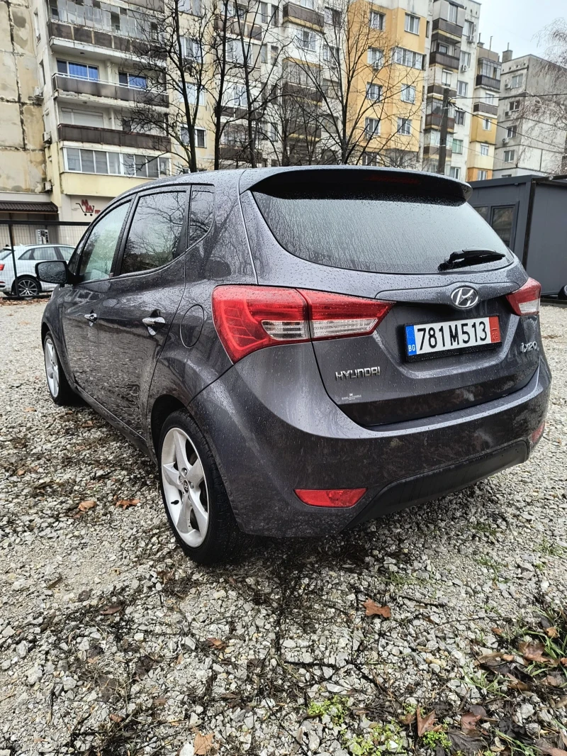 Hyundai Ix20 1.6i face swiss euro6, снимка 3 - Автомобили и джипове - 52741107