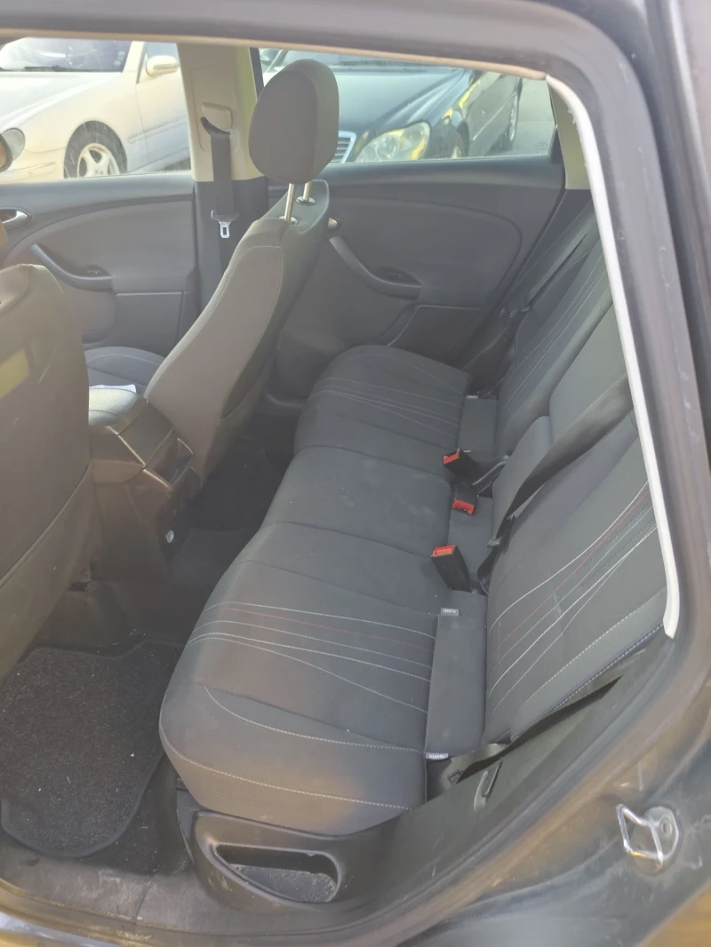 Seat Altea 1.2 TSi Ecomotive, снимка 12 - Автомобили и джипове - 52806372