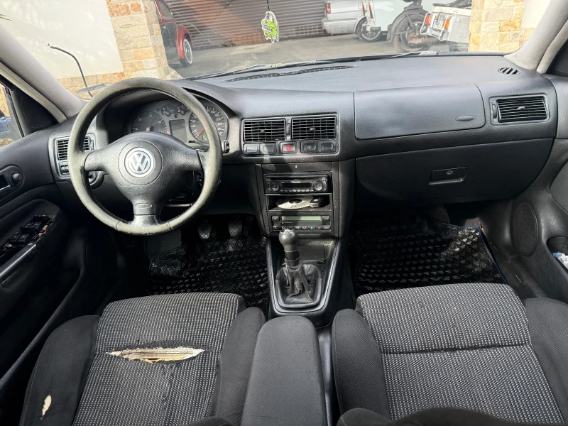 VW Golf 1.9tdi 110hp, снимка 5 - Автомобили и джипове - 53594476