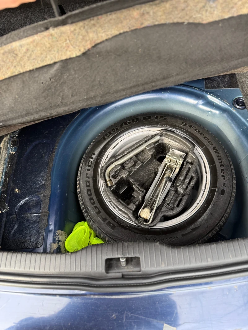 VW Golf 1.9tdi 110hp, снимка 12 - Автомобили и джипове - 53594476