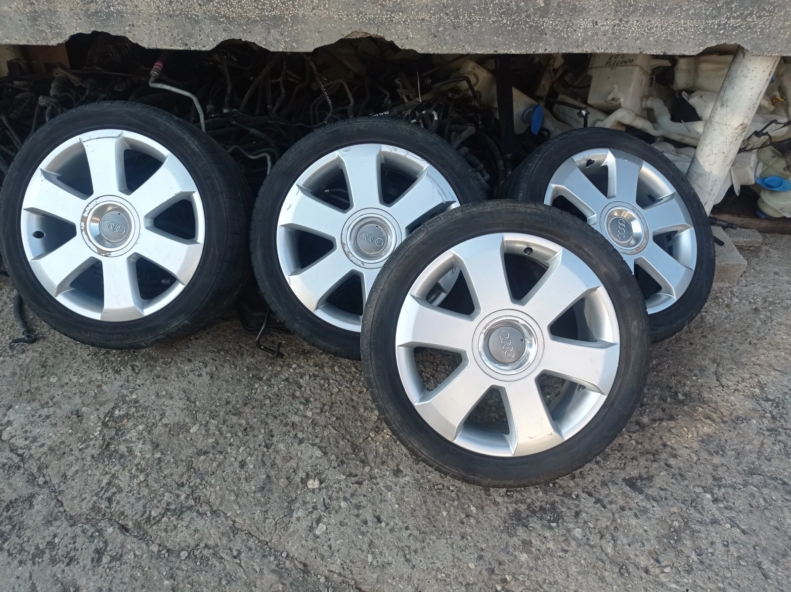 Audi A4 3.0 V6 4x4 кожа ксенон, снимка 15 - Автомобили и джипове - 53537893