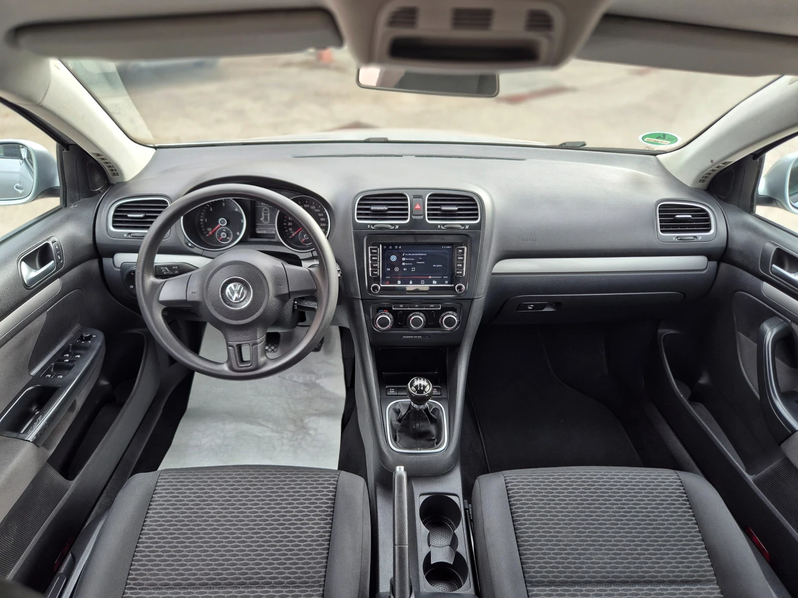 VW Golf 105к.с. - изображение 7