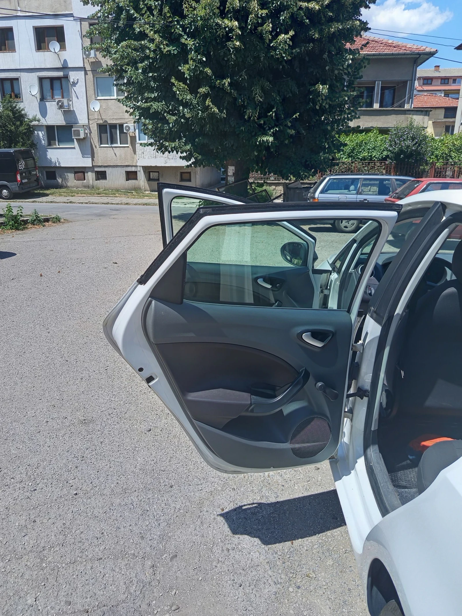 Seat Ibiza 1.2i - изображение 8