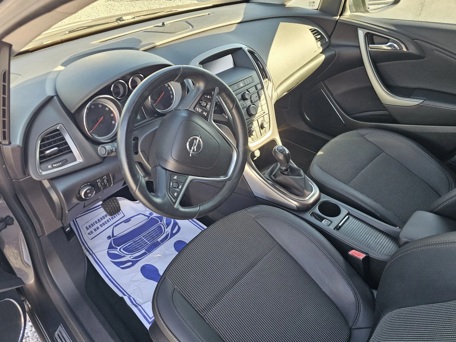 Opel Astra 134.000км Евро5 1.6i 115kc - изображение 3