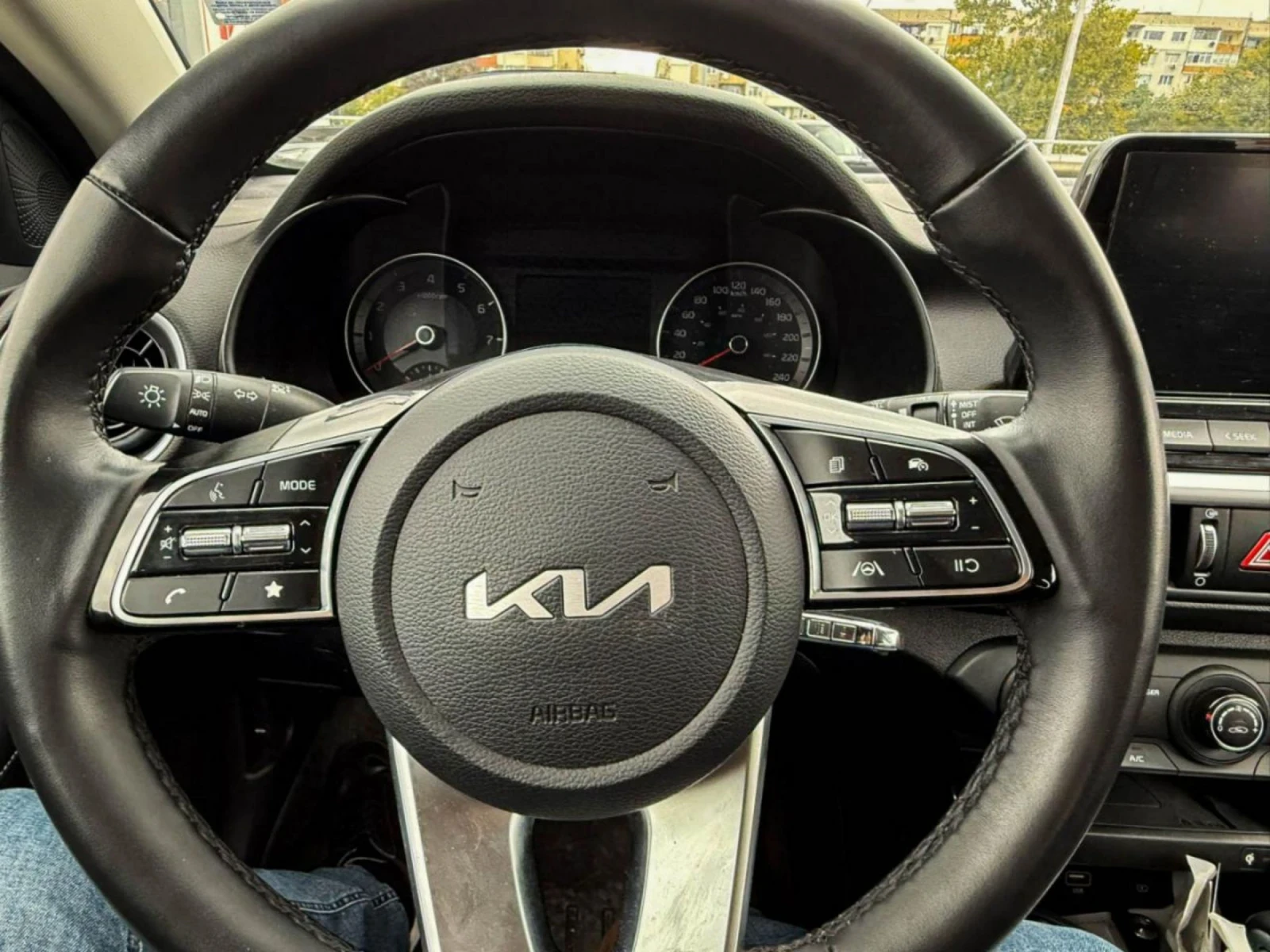 Kia Forte 2.0 MPI | Mobile.bg   14