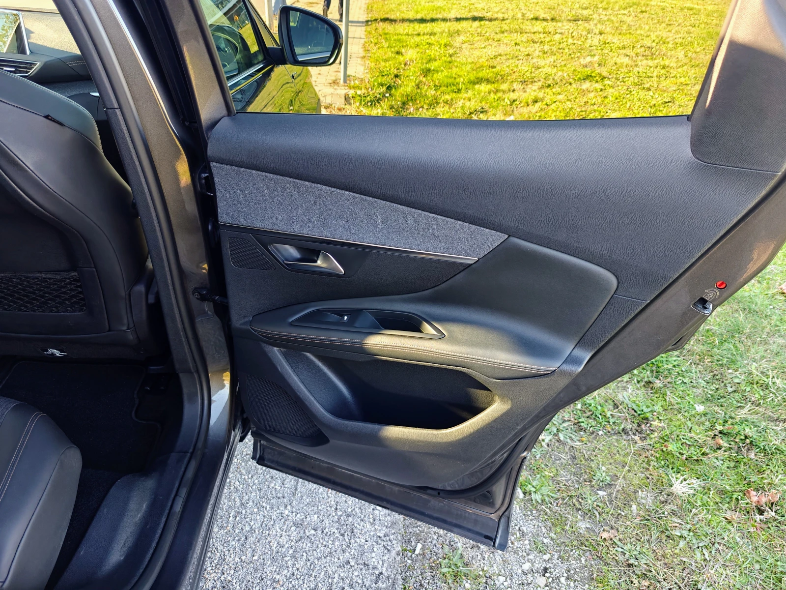 Peugeot 3008 GT-Line 2.0 BluHDi | Mobile.bg   14