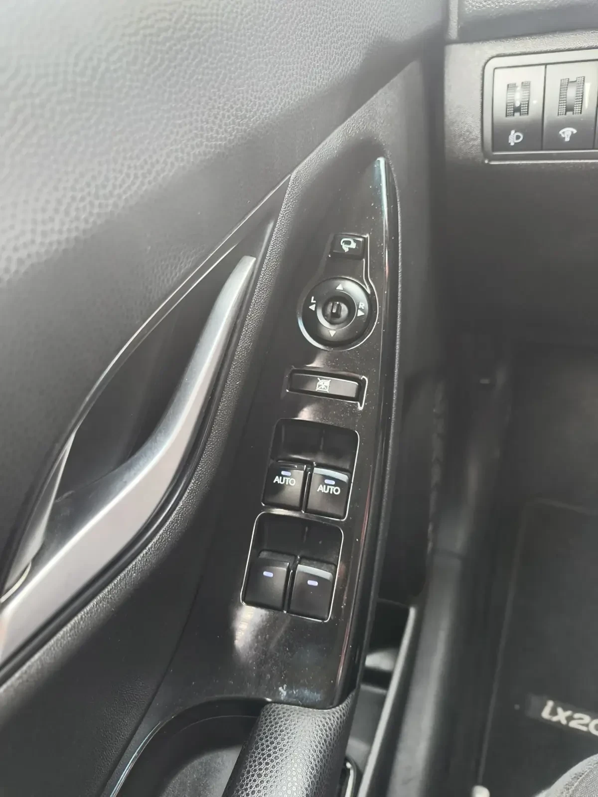 Hyundai Ix20 1.6i face swiss euro6 - изображение 8