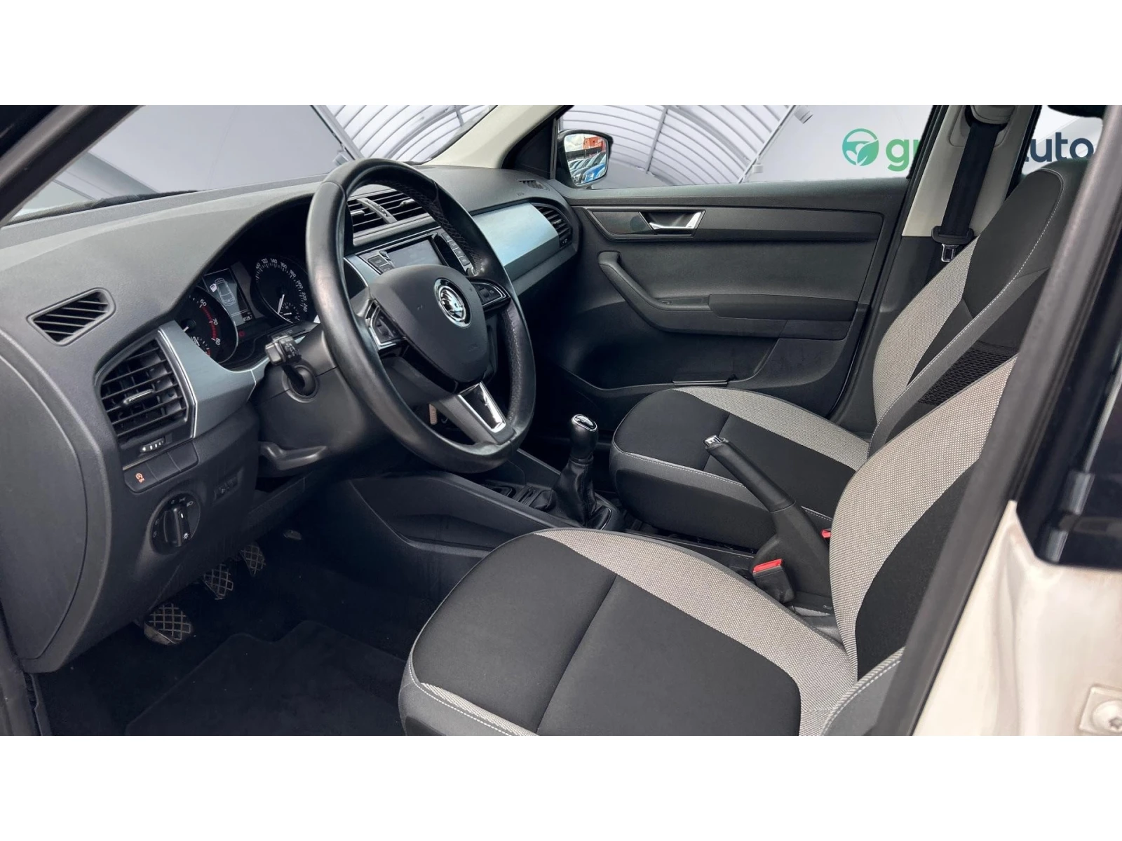 Skoda Fabia 1.2  TSi, Месечна вноска от 227   - изображение 10