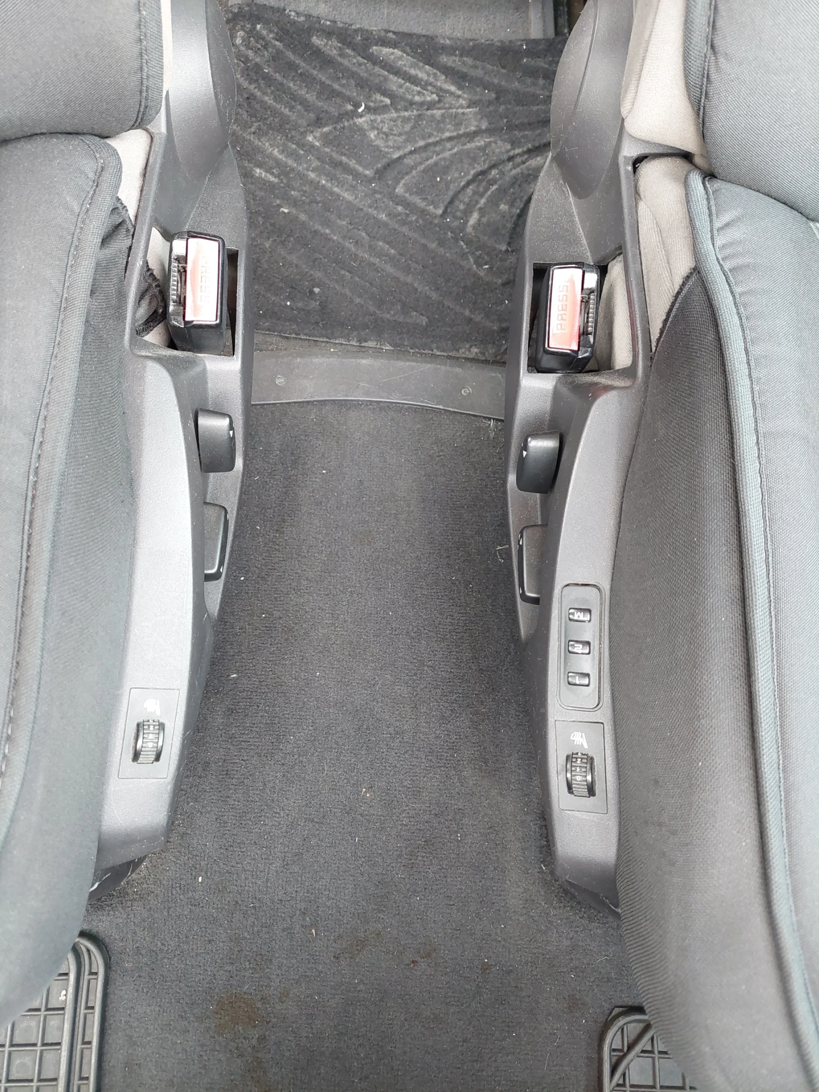 Peugeot 807 2, 2 HDI, снимка 11 - Автомобили и джипове - 53842363