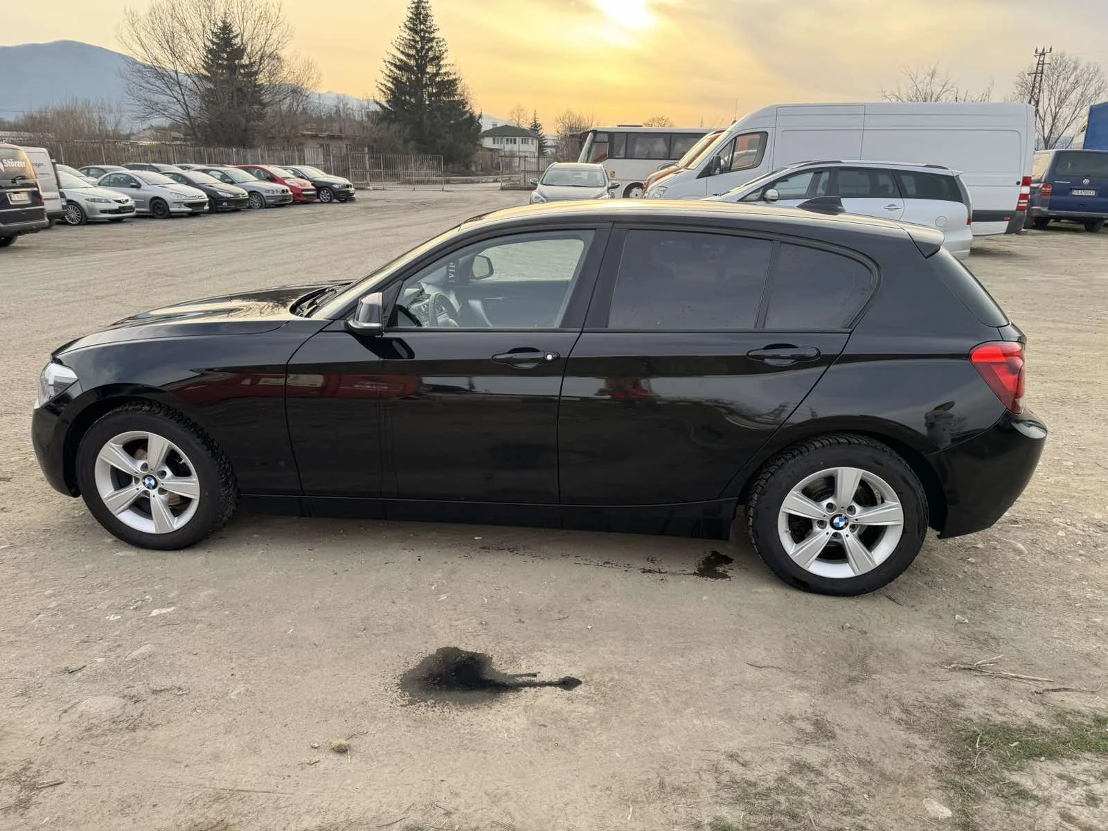 BMW 118 BMW 118 2.0D 143K.C, снимка 2 - Автомобили и джипове - 53869590