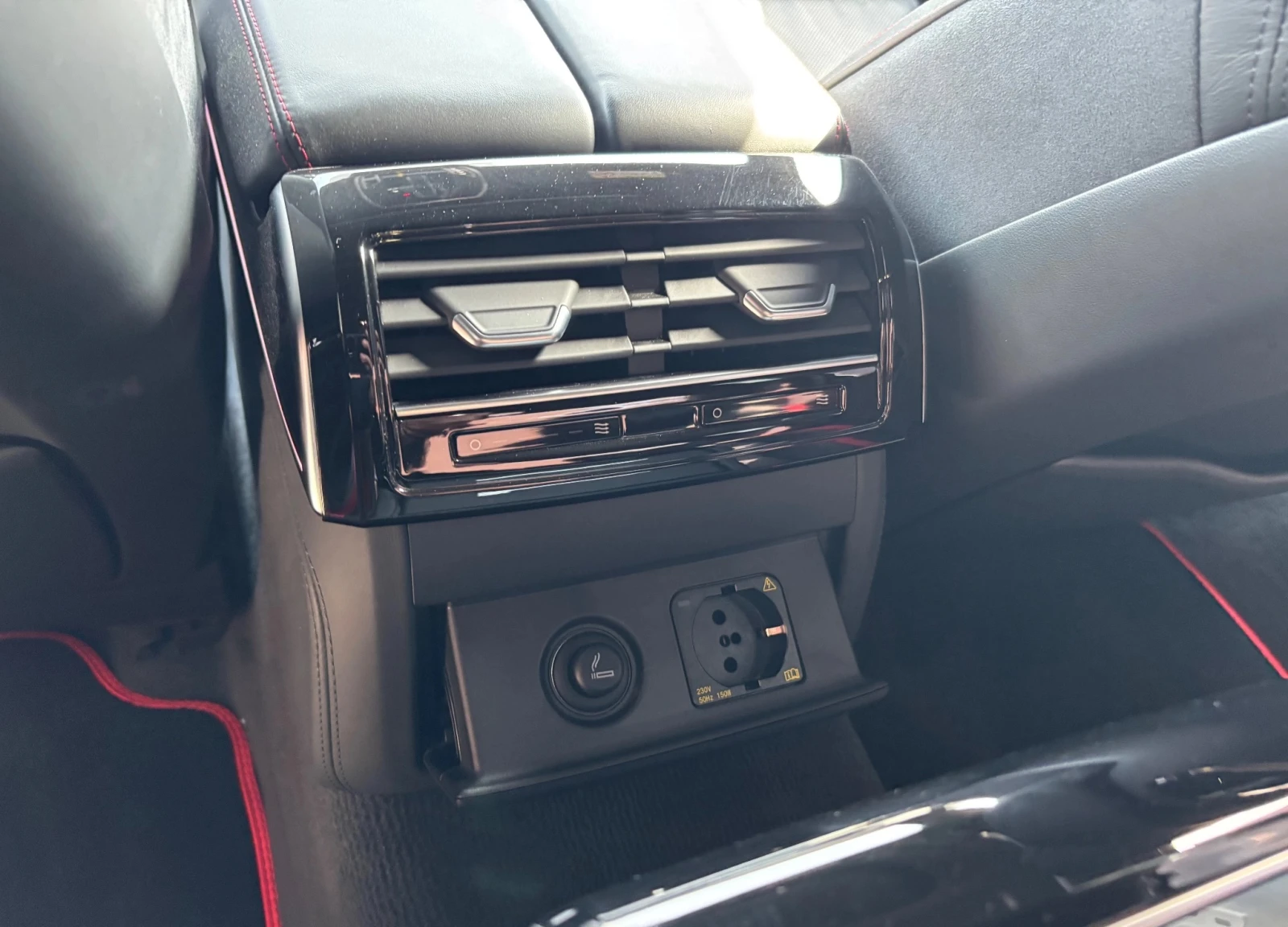 Audi S8 4.0 TFSI V8 Mild Hybrid Quattro, снимка 8 - Автомобили и джипове - 54364783