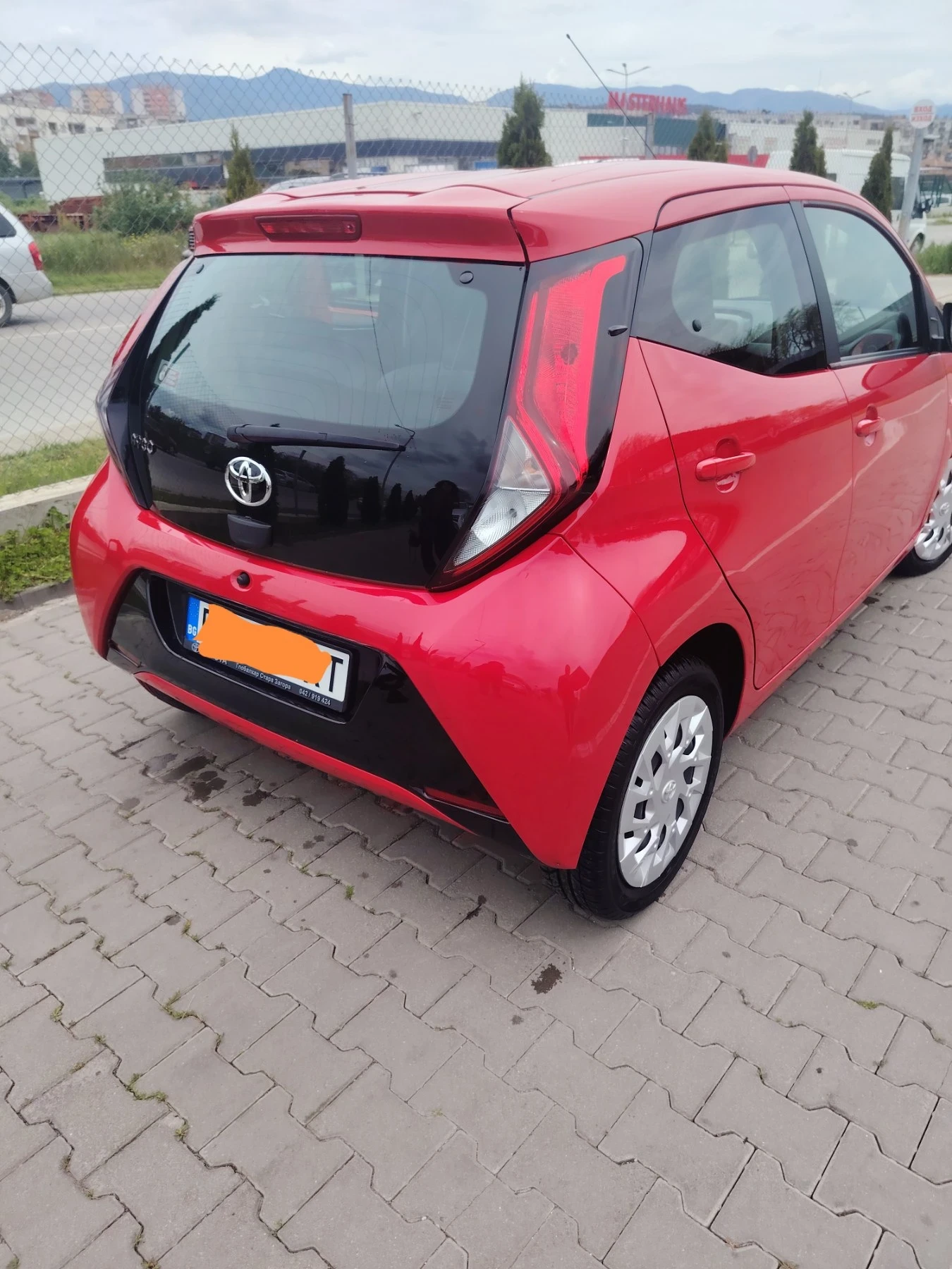 Toyota Aygo, снимка 2 - Автомобили и джипове - 54666136
