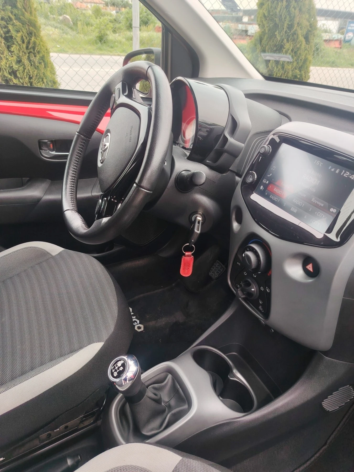 Toyota Aygo, снимка 5 - Автомобили и джипове - 54666136