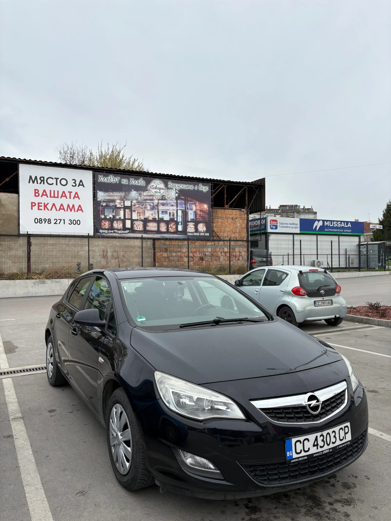 Opel Astra, снимка 2 - Автомобили и джипове - 54712912