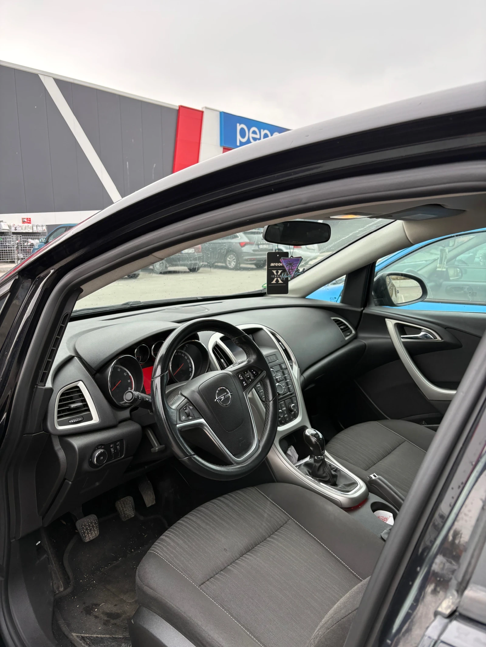 Opel Astra, снимка 4 - Автомобили и джипове - 54712912