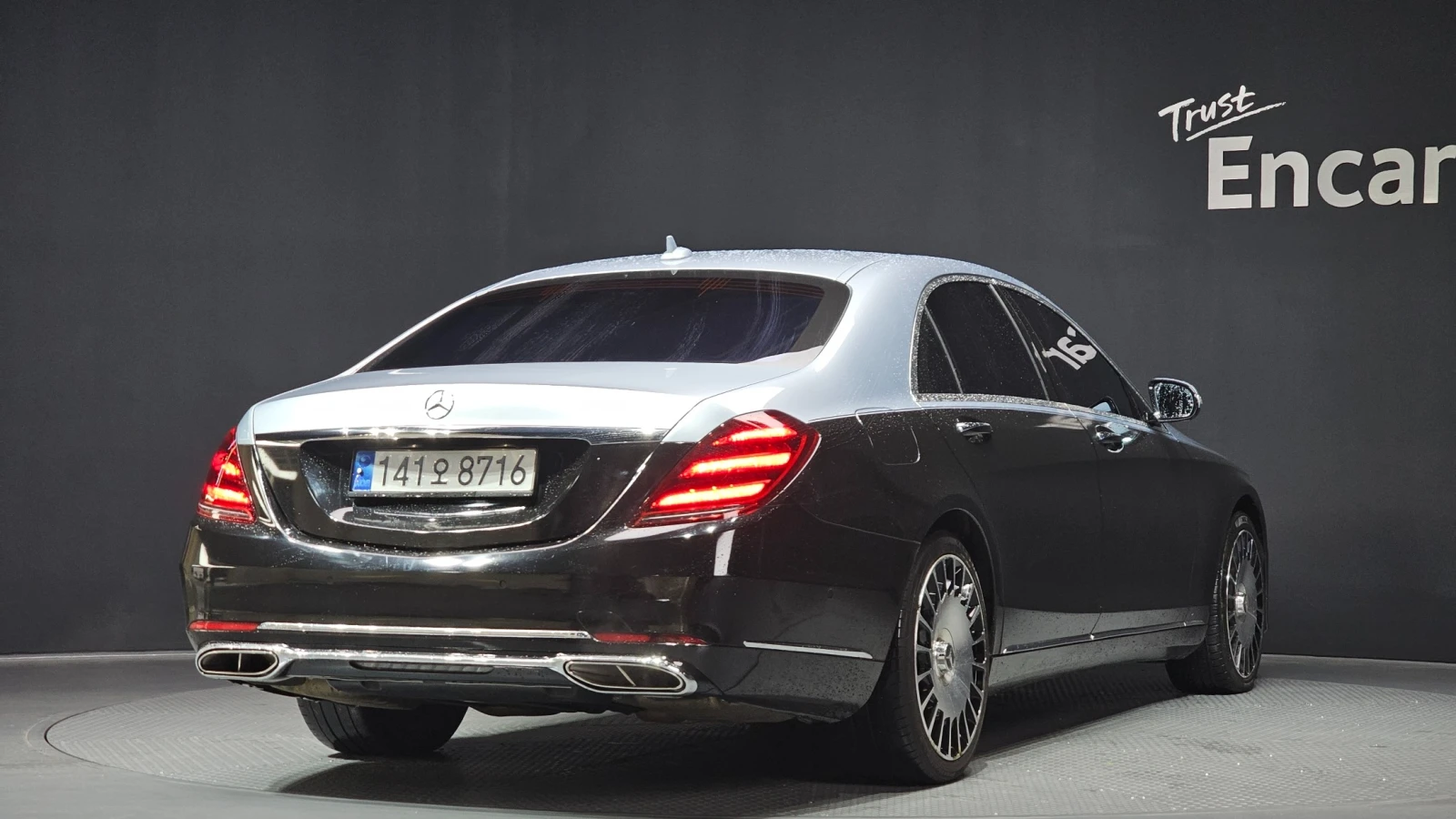 Mercedes-Benz S 500 S500L | Massage | Soft Close | Адаптивен круиз, снимка 2 - Автомобили и джипове - 54932928