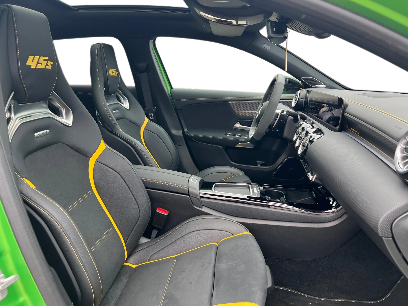 Mercedes-Benz A45 AMG S 4MATIC+ , снимка 12 - Автомобили и джипове - 55043274
