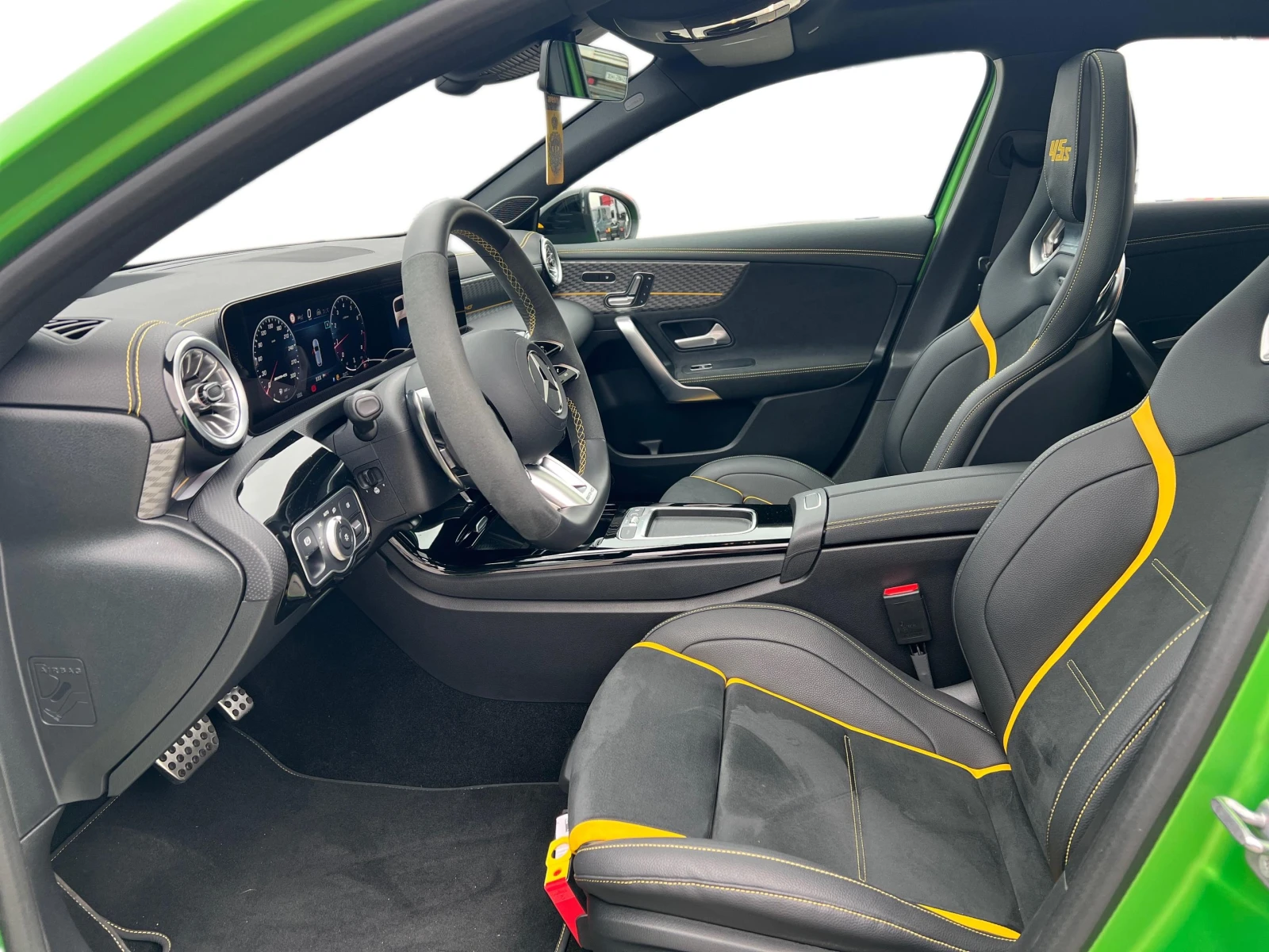 Mercedes-Benz A45 AMG S 4MATIC+ , снимка 9 - Автомобили и джипове - 55043274
