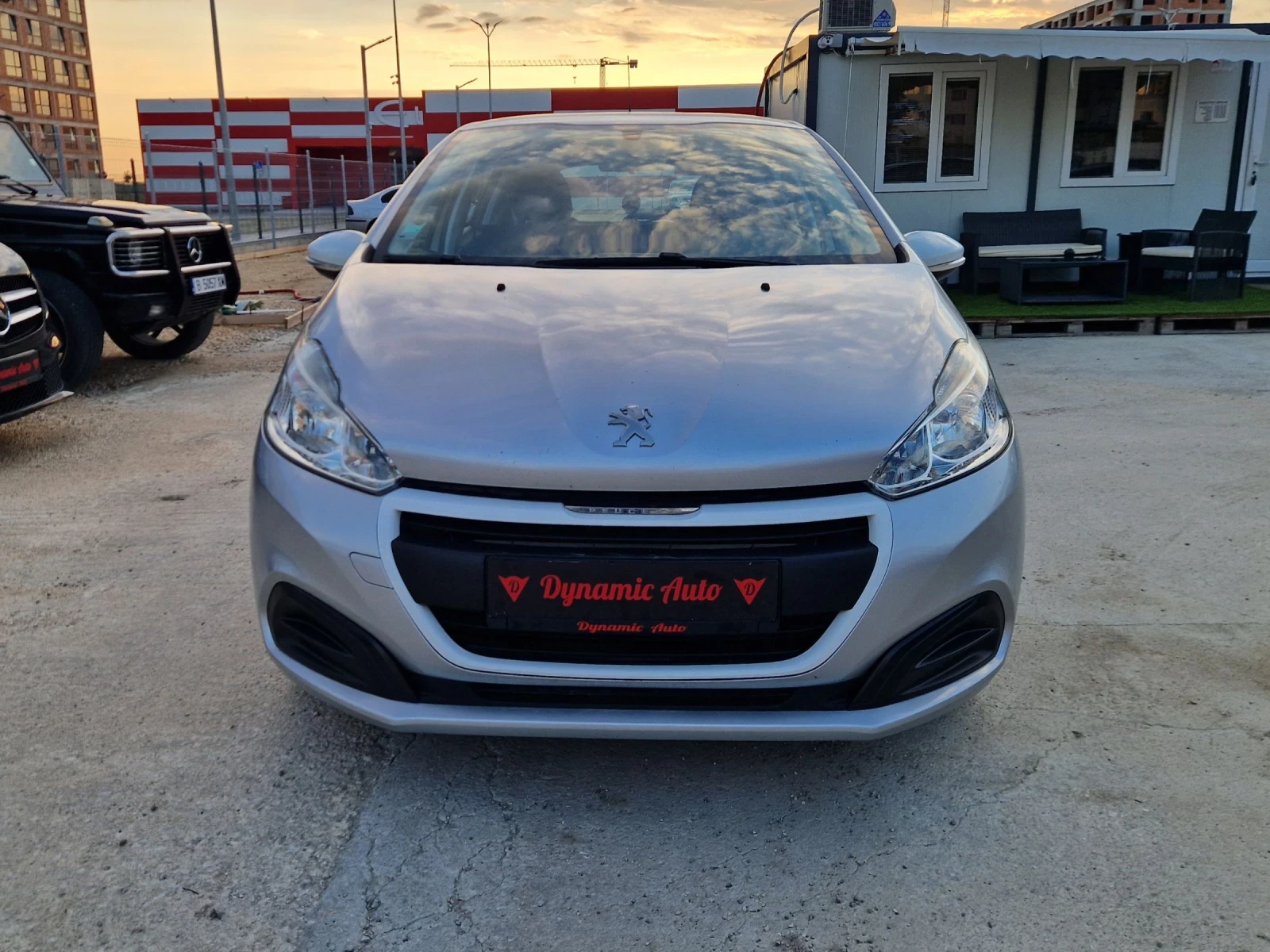 Peugeot 208 125 хил км. / Лизинг / Бартер , снимка 2 - Автомобили и джипове - 55287257