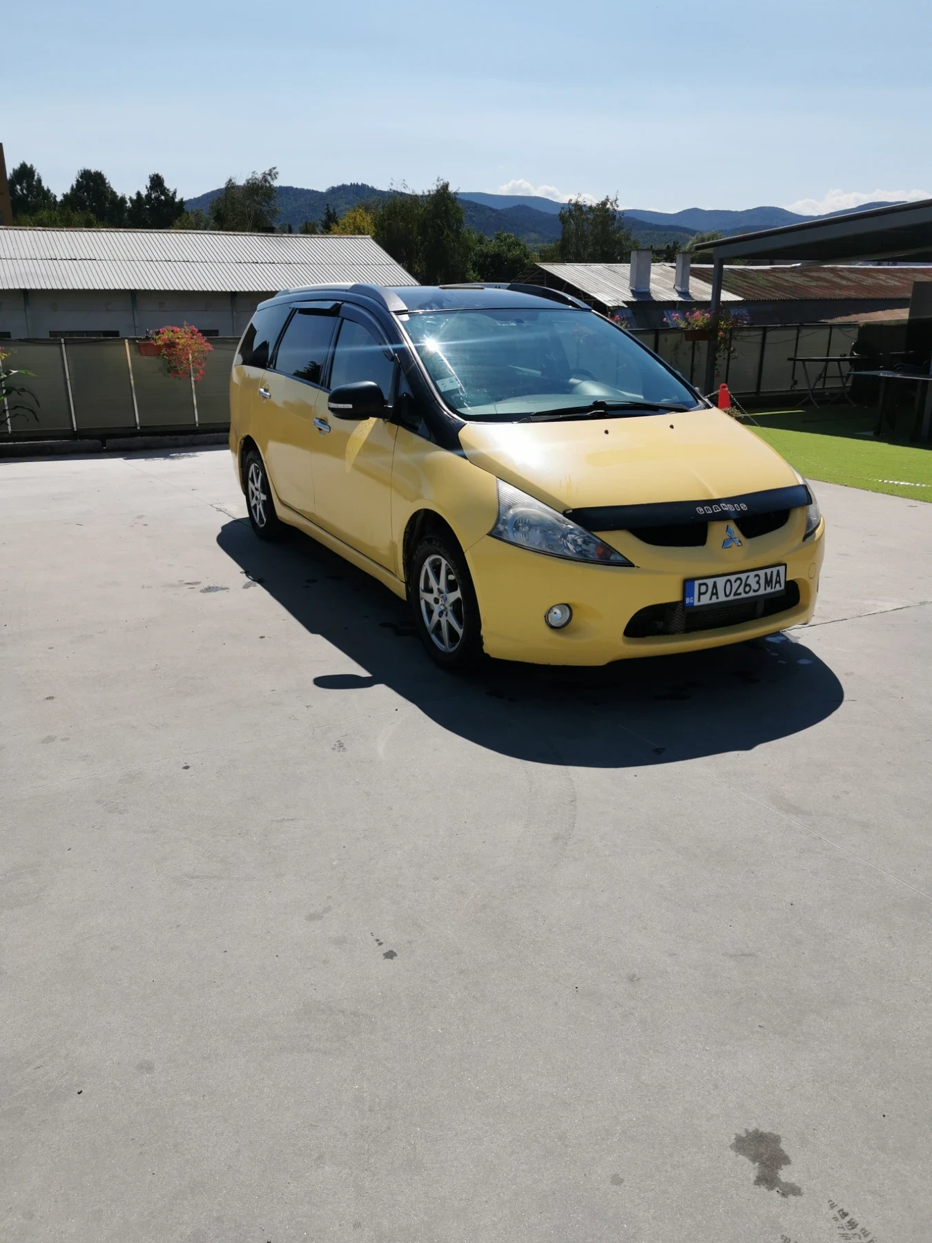 Mitsubishi Grandis 2.0, снимка 3 - Автомобили и джипове - 55968991