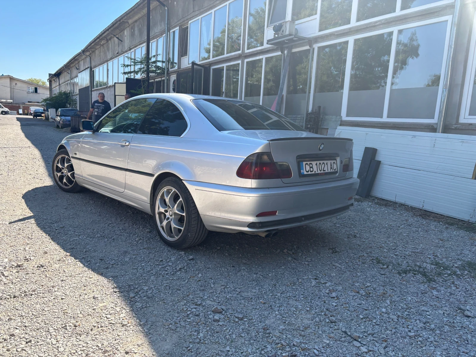 BMW 320, снимка 3 - Автомобили и джипове - 56115415
