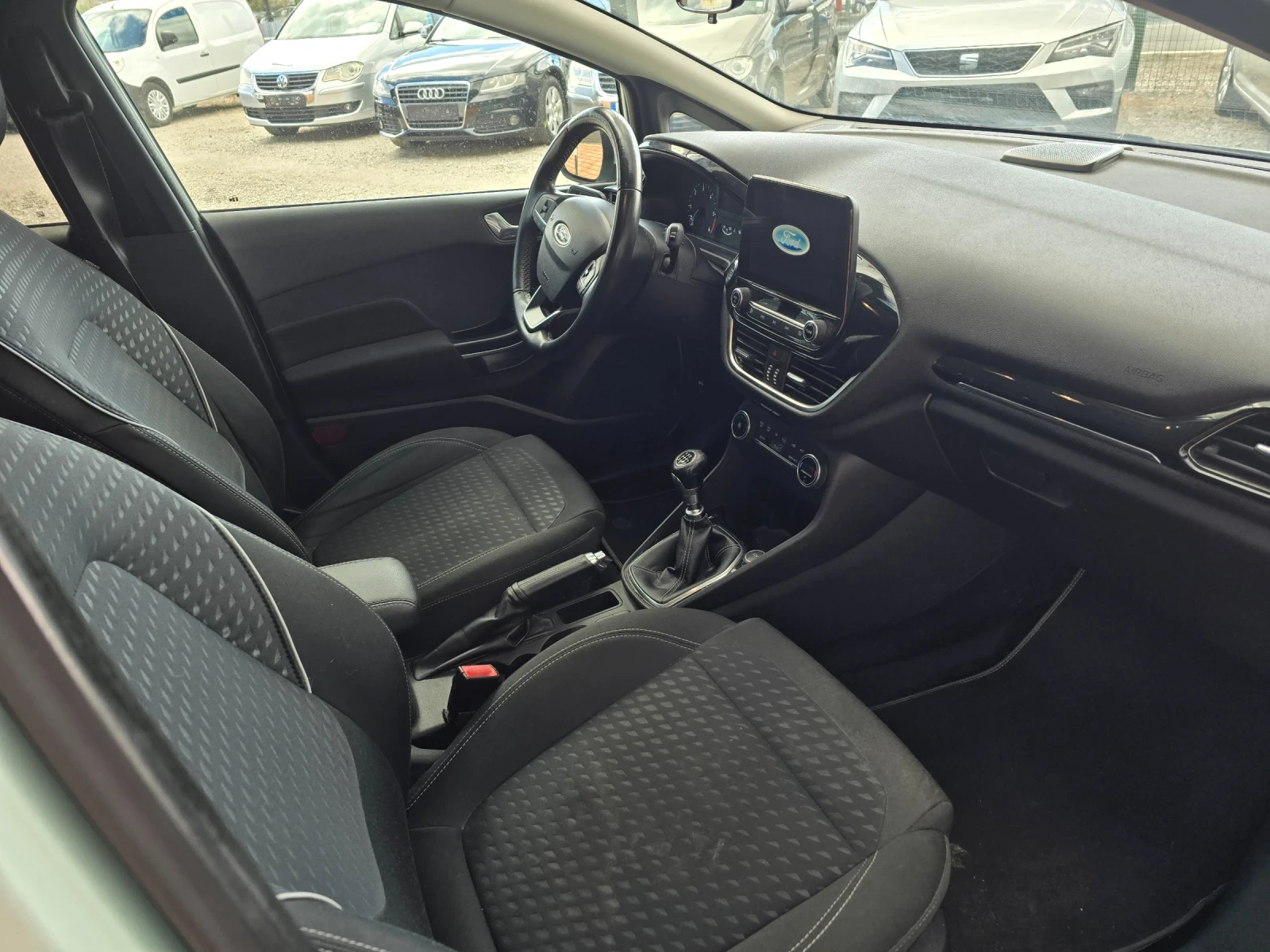 Ford Fiesta 1.5TDCi-Titanium, снимка 5 - Автомобили и джипове - 56248935