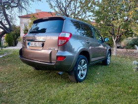 Toyota Rav4 2.2 D4D, снимка 3