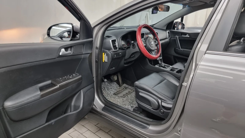 Kia Sportage 2.0 2WD PRESTIGE autogeorge.com, снимка 10 - Автомобили и джипове - 51903606
