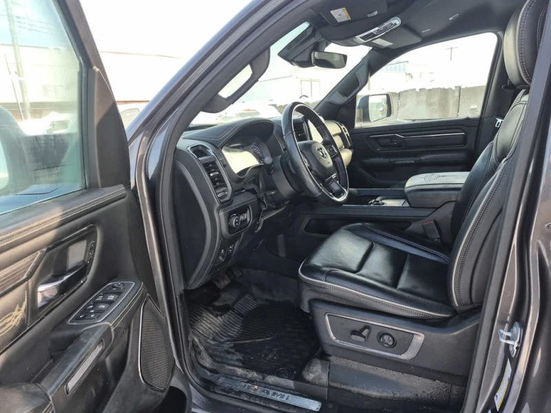 Dodge RAM 1500 * Limited * CARFAX /ОБДУХВАНЕ/ВЪЗДУХ/360/DIS/NAVI/, снимка 5 - Автомобили и джипове - 53338346