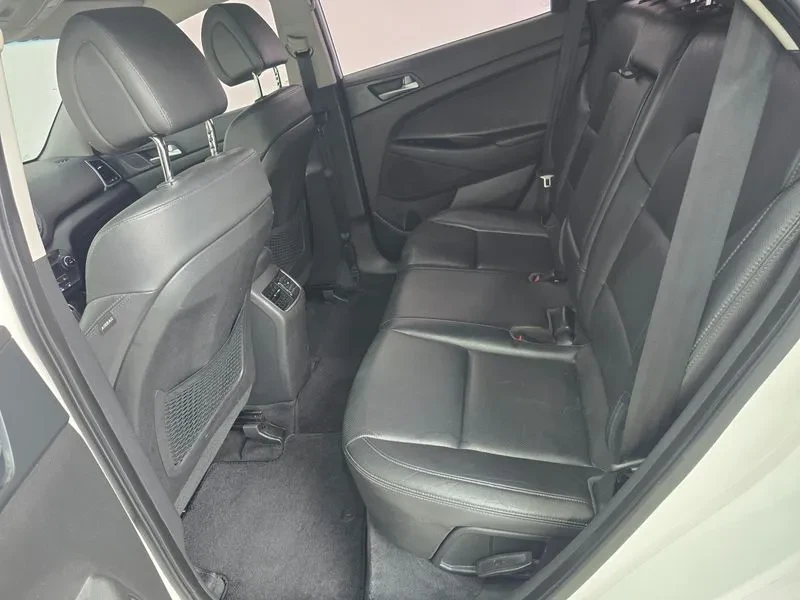 Hyundai Tucson 2.0 - САМО 30% АВАНС, снимка 14 - Автомобили и джипове - 56065938