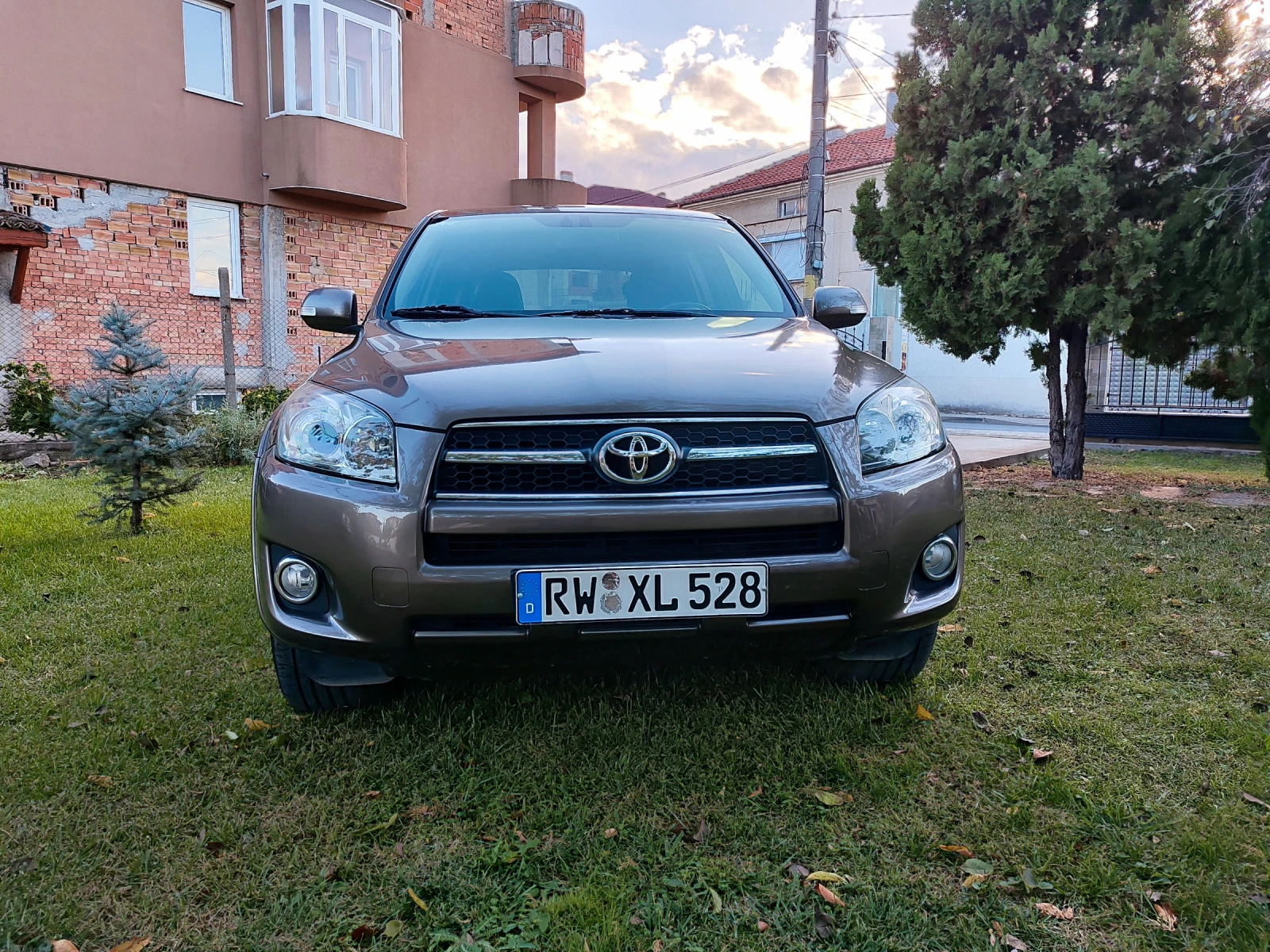 Toyota Rav4 2.2 D4D - изображение 5