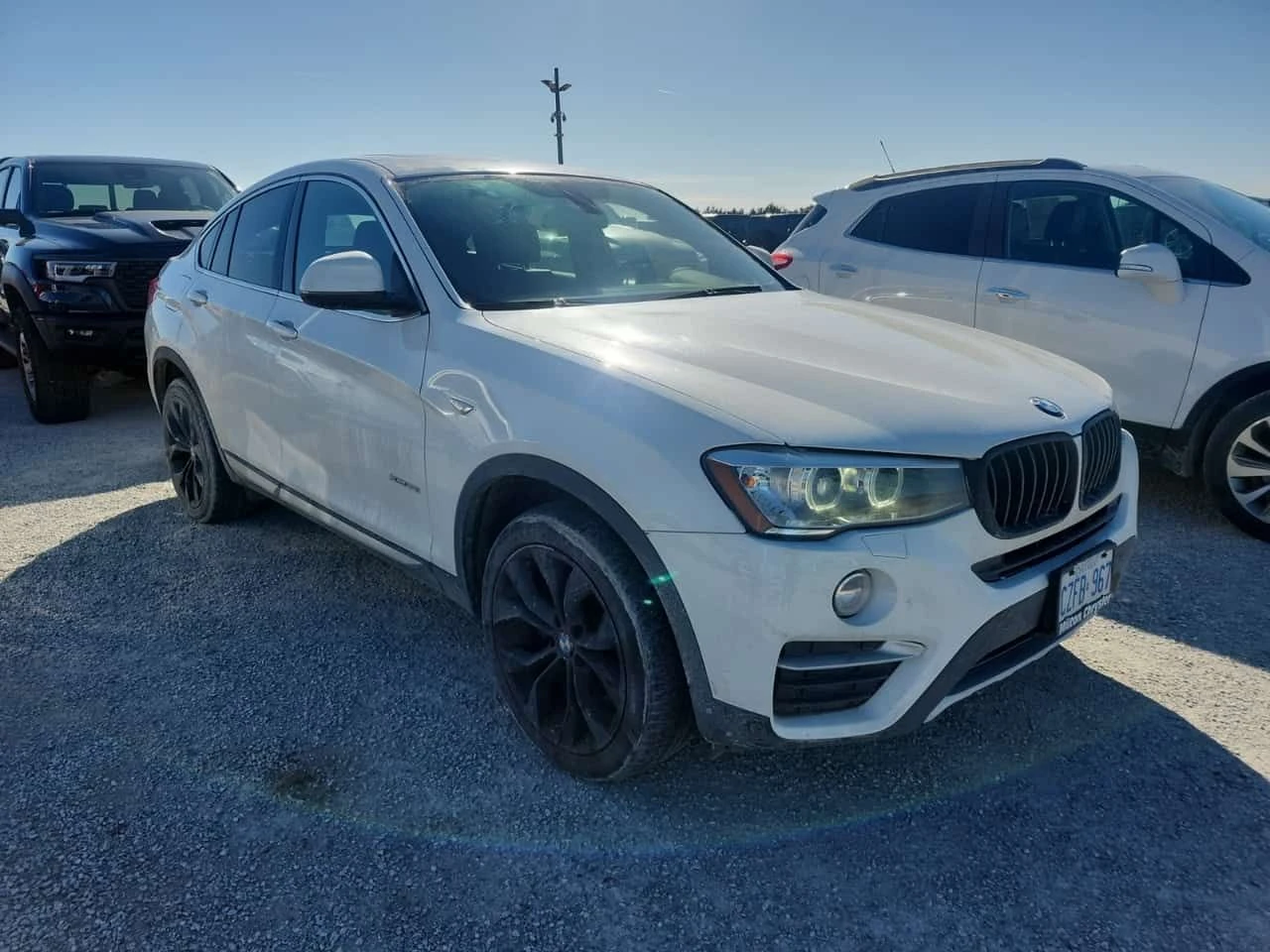 BMW X4 xDrive28i/CARFAX/ШИБИДАХ/ПОДГРЕВИ, снимка 2 - Автомобили и джипове - 54059416