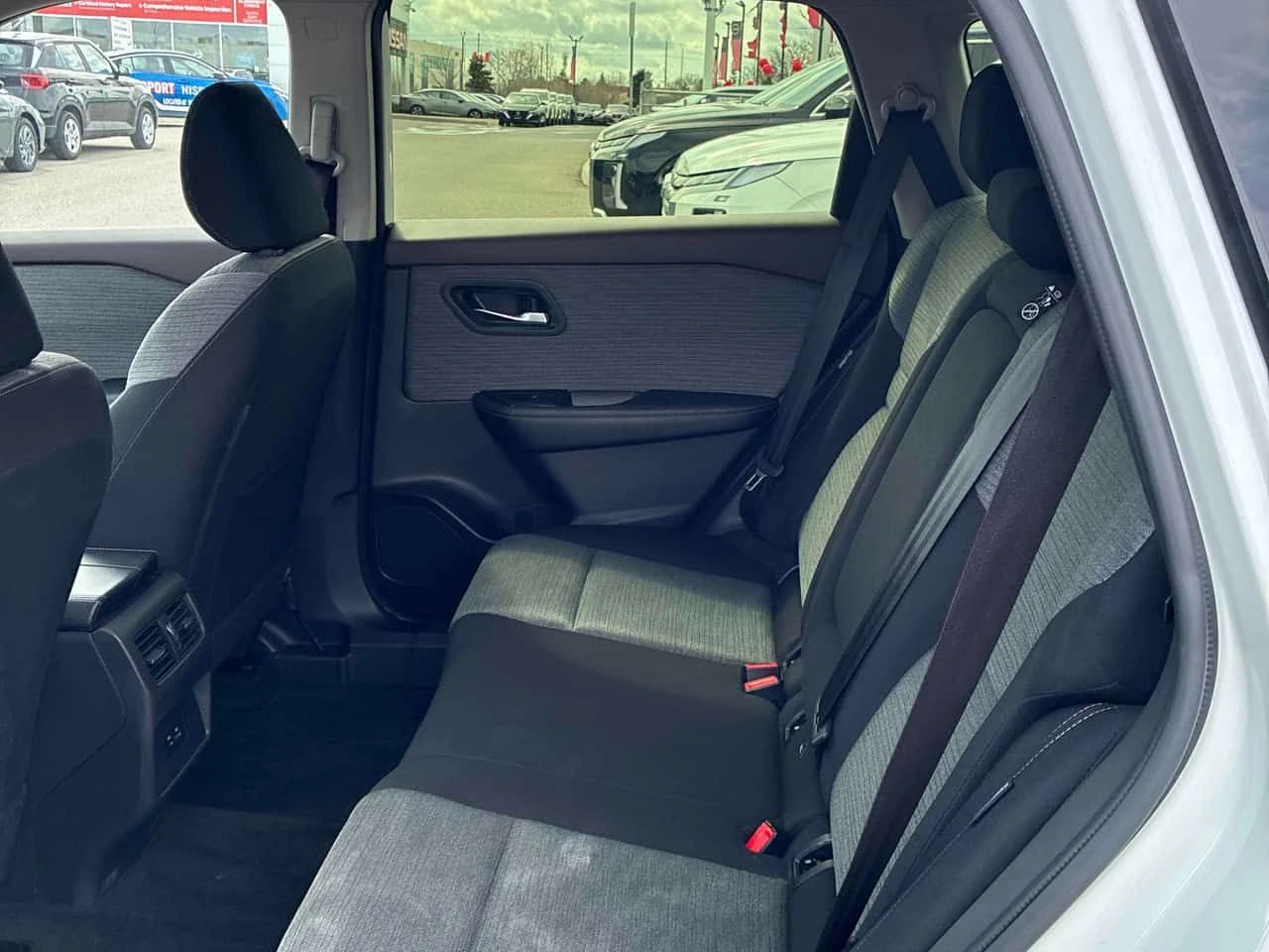 Nissan Rogue * SV * CARFAX * ���� �� �� | Mobile.bg � ����������� 9