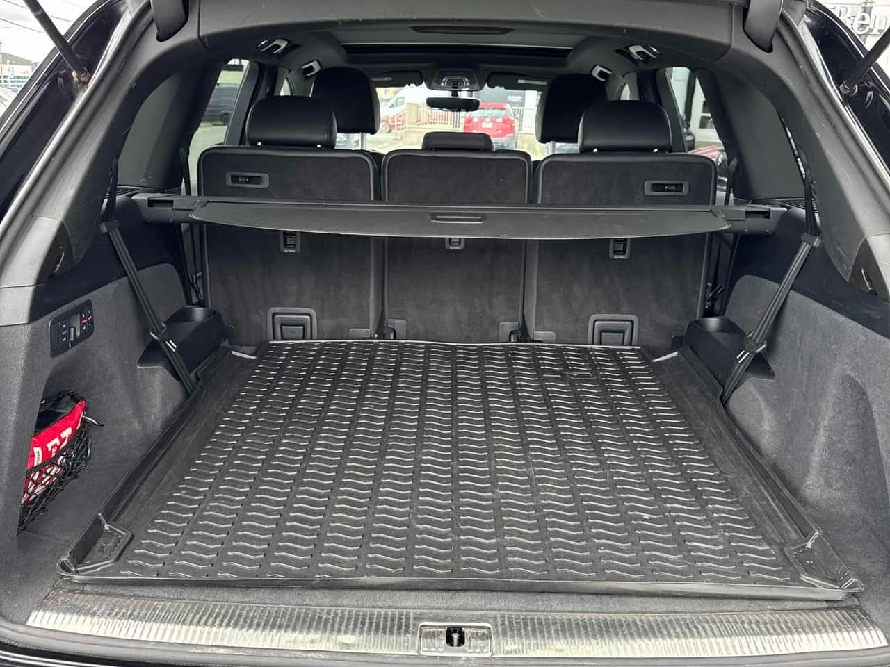 Audi Q7 * 3.0T Technik * CARFAX * ЦЕНА ДО БГ, снимка 12 - Автомобили и джипове - 54768102