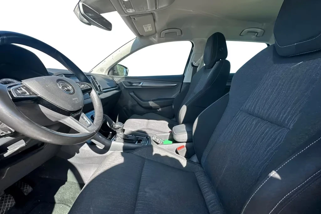 Skoda Karoq Style 1.6tdi DSG 116ps DK, снимка 14 - Автомобили и джипове - 54900511