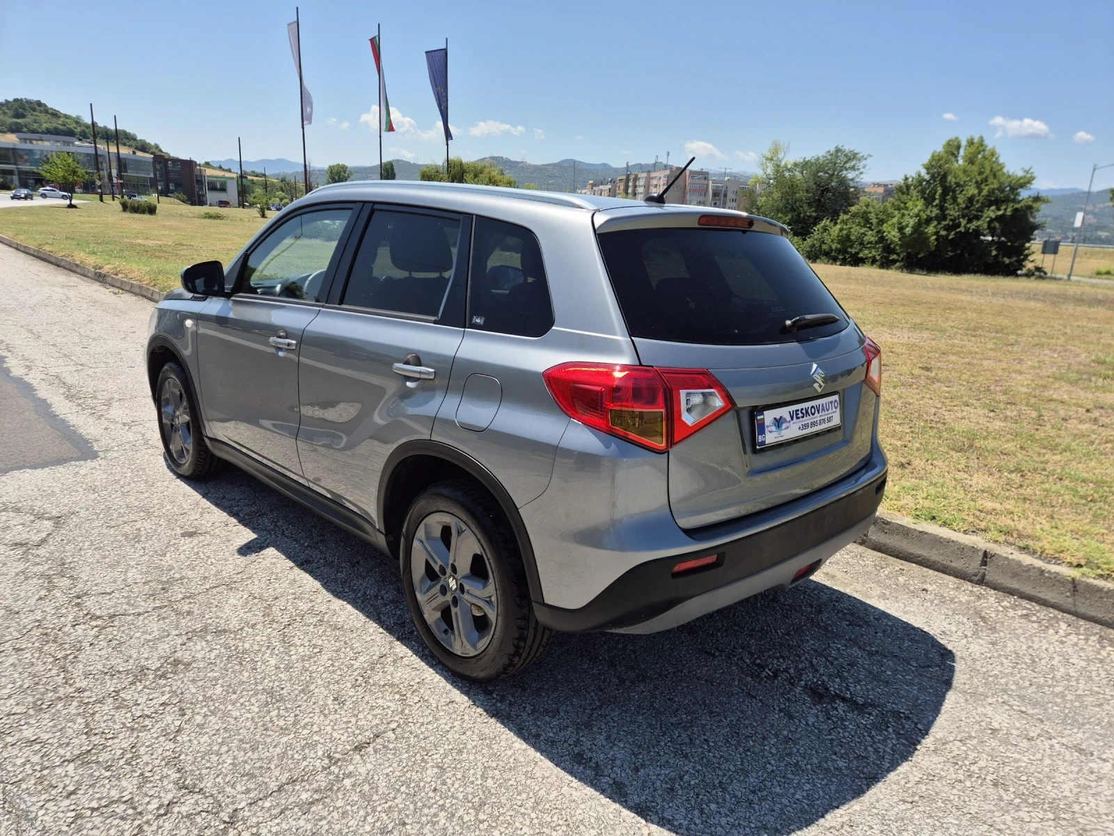 Suzuki Vitara 1.6, снимка 6 - Автомобили и джипове - 55359860