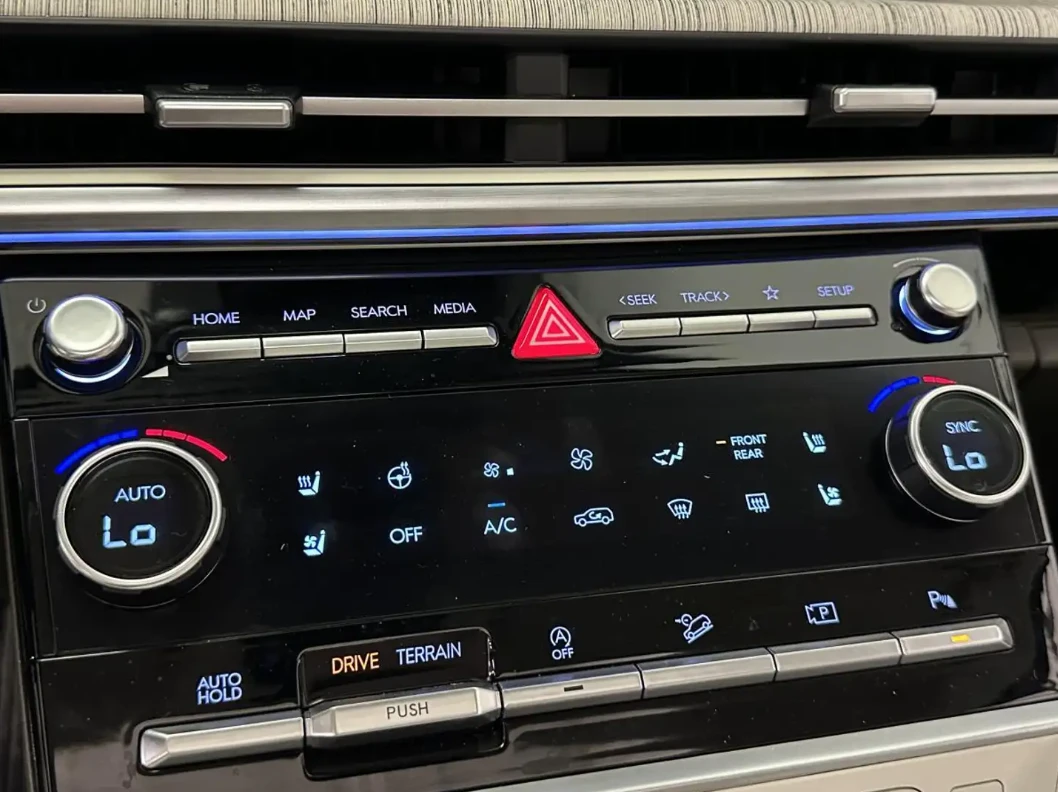 Hyundai Santa fe Ultimate Calligraphy, снимка 8 - Автомобили и джипове - 55405708