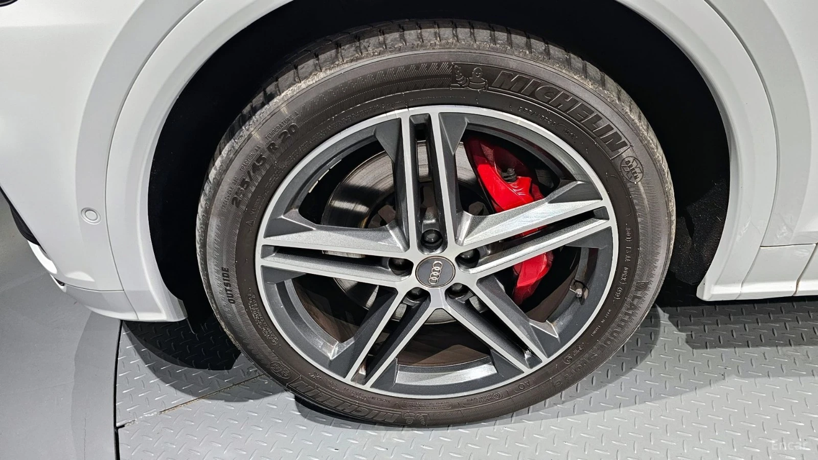 Audi SQ5 3.0 TDI QUATTRO* HUD* 360* КОЖА* ПАНО* АВТОКРЕДИТ, снимка 5 - Автомобили и джипове - 55616508