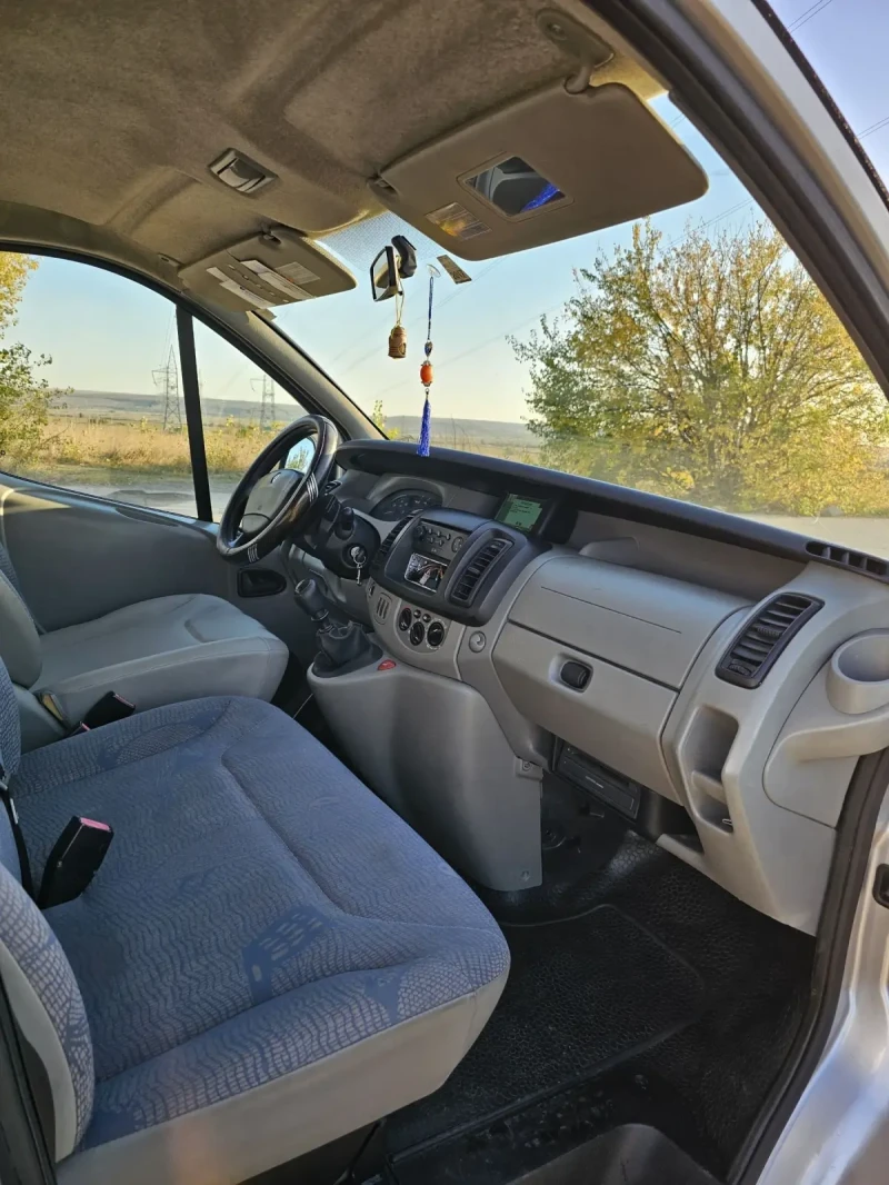 Renault Trafic, снимка 14 - Бусове и автобуси - 48431912