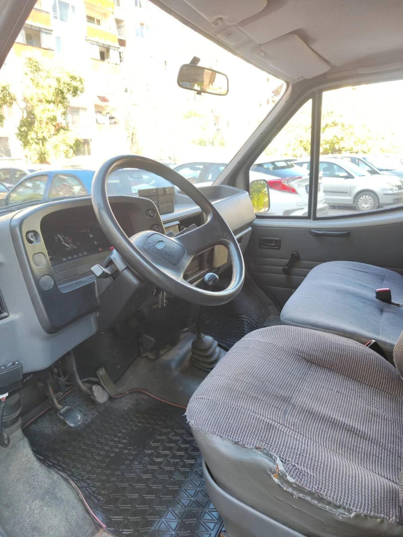 Ford Transit 2.0I, снимка 13 - Бусове и автобуси - 49505100