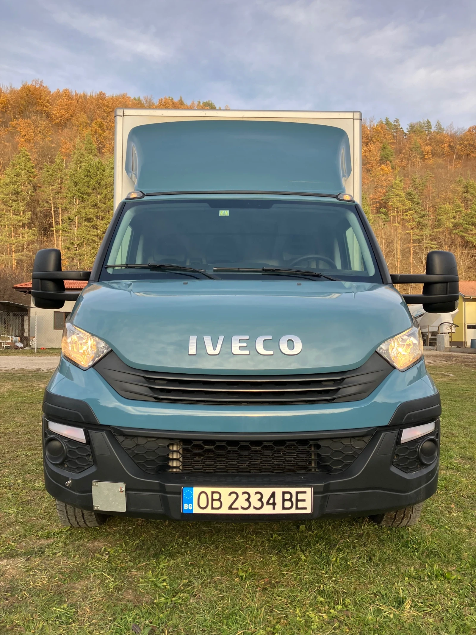 Iveco 35S18  Борд Климатик Фургон 4.10M МЕЖДУОСИЕ - изображение 2