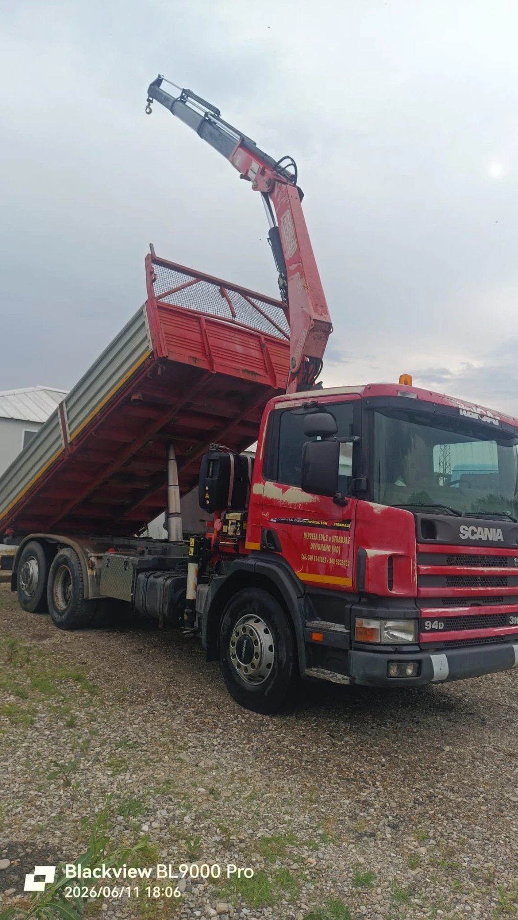Scania P 310 Самосвал с кран, снимка 2 - Камиони - 54873309