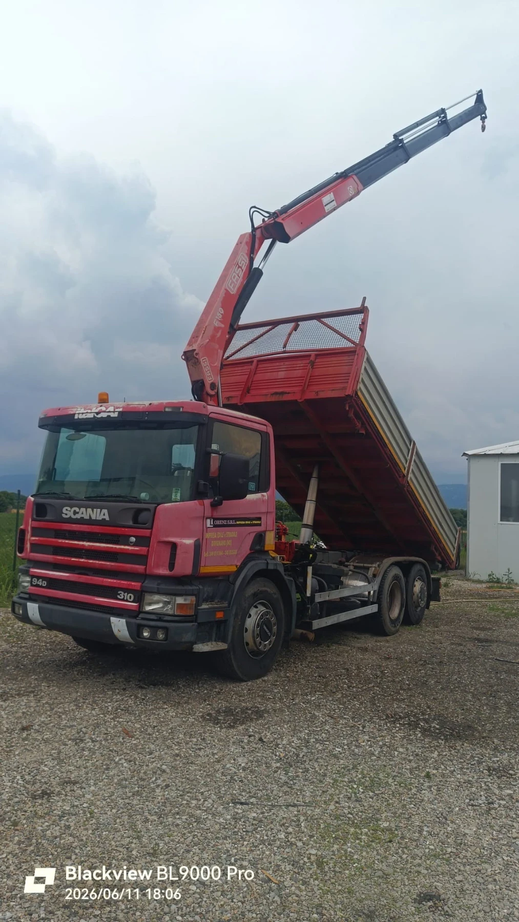 Scania P 310 Самосвал с кран, снимка 3 - Камиони - 54873309