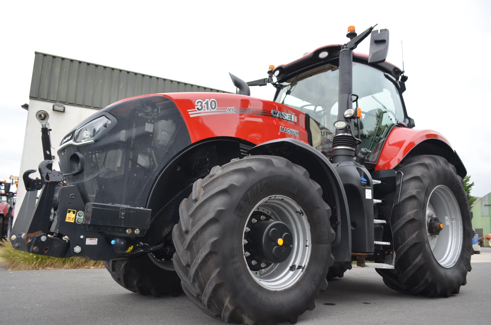 Трактор CASE IH Magnum 310 AFS Connect