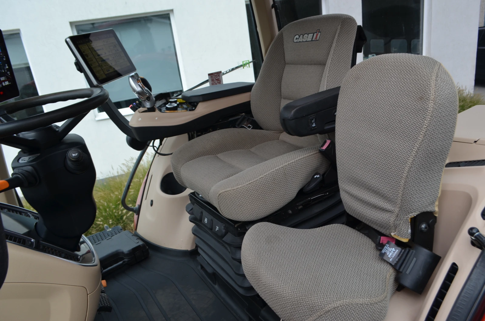 Трактор CASE IH Magnum 310 AFS Connect, снимка 8 - Селскостопанска техника - 55937893