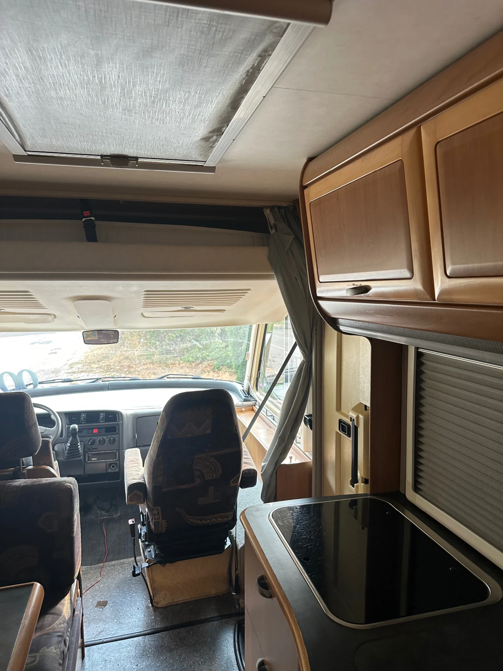 Кемпер HYMER / ERIBA 644, снимка 6 - Каравани и кемпери - 56135496