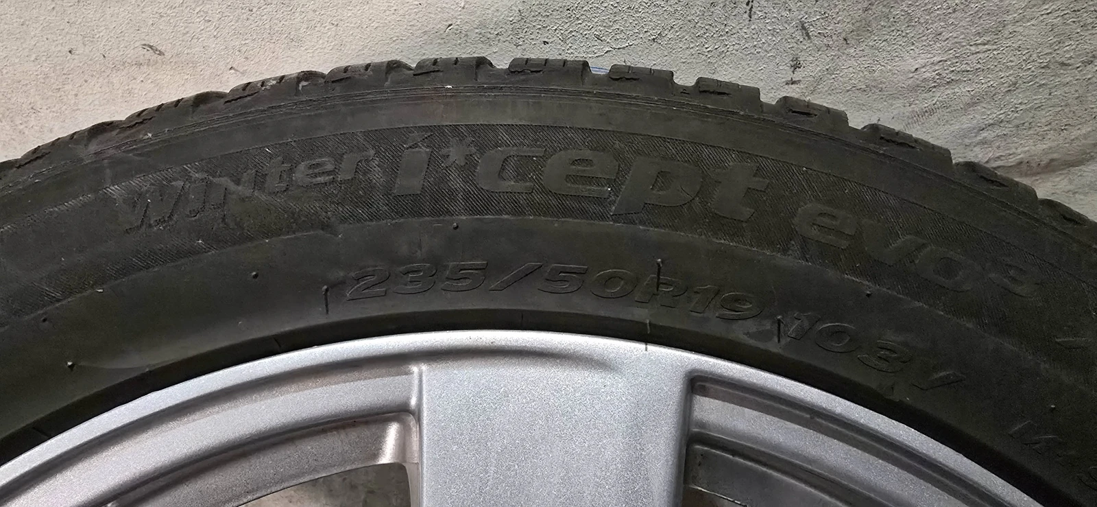 ���� � ������ 235/50R19 �� Hyundai Tucson | Mobile.bg � ����������� 10