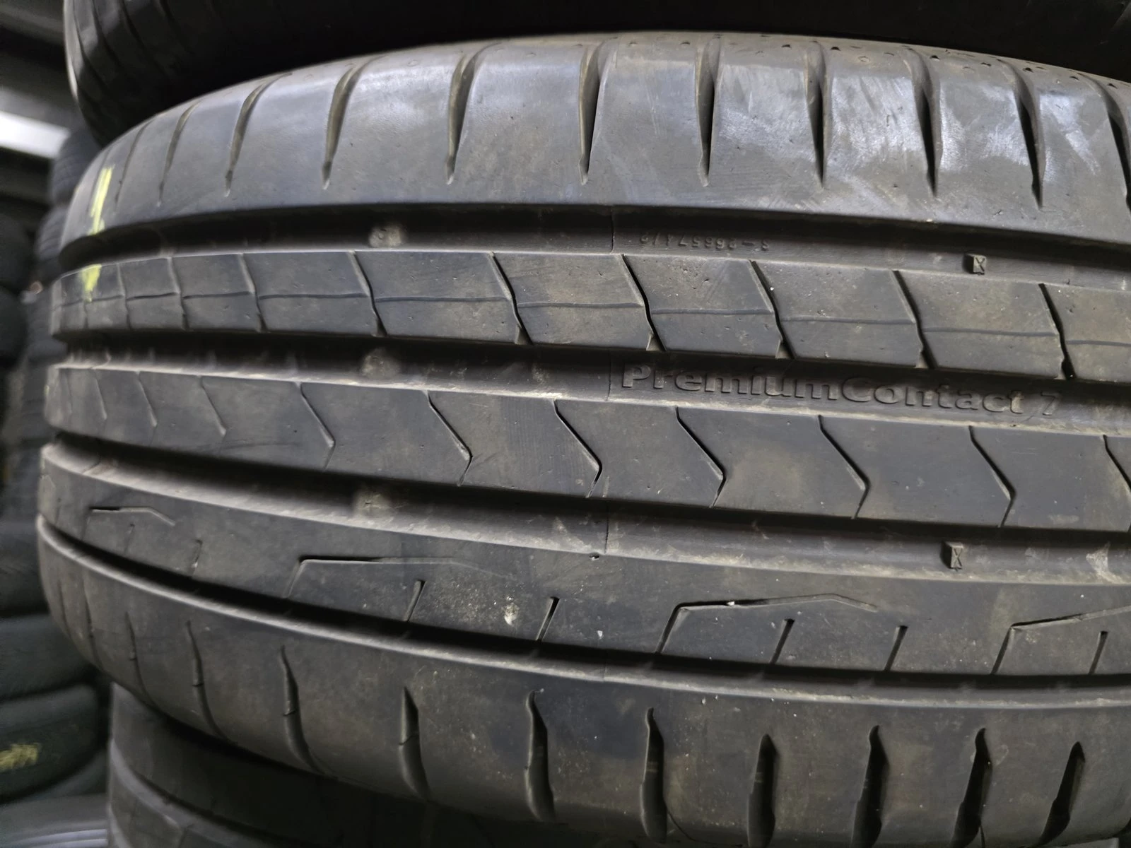Гуми Летни 205/55R16, снимка 2 - Гуми и джанти - 56730677